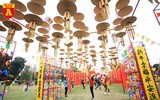 Đi chơi Tết ở Hoàng thành Thăng Long